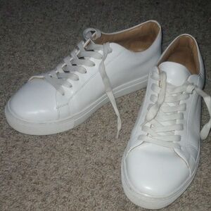 Thursday Boot Company White Women's Sneakers. Excellent, Like New Condition.